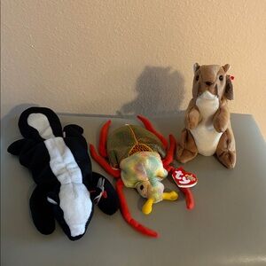 NWT 90’s Ty Plush Animal Trio - Brown Squirrel, Black Skunk, Beetle